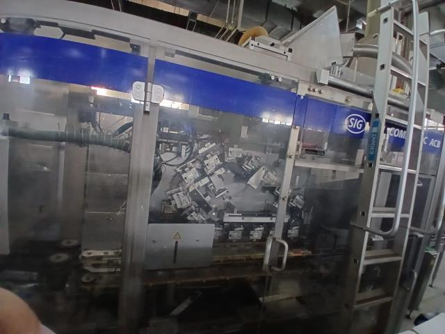 SIG-Combibloc Line CFA 312-35 (5)