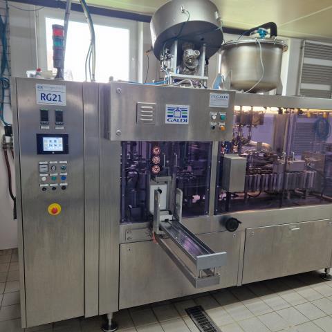Galdi RG21 Gabletop Cardboard Filling Machine with Closure Applicator
